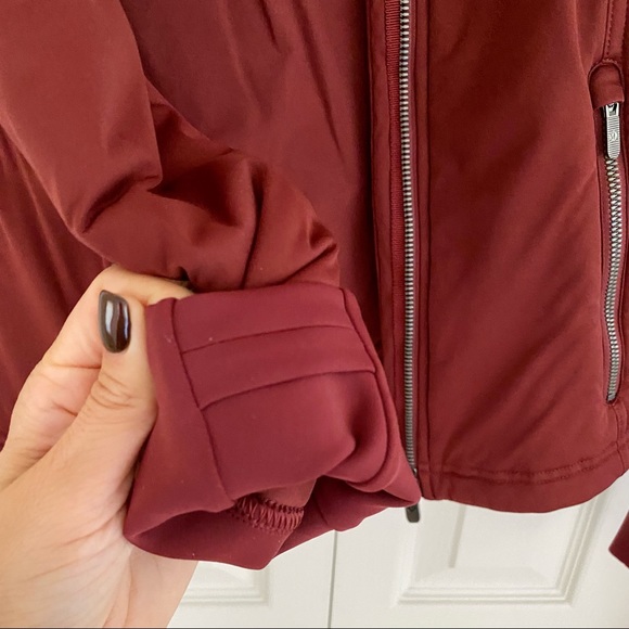 Lululemon women’s jacket - Picture 7 of 14